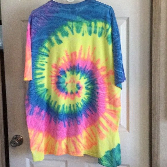 3 FOR $9 Memphis Tee Shirt - Picture 4 of 4